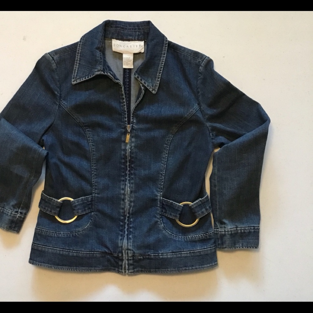 Doncaster Size 8 Fitted Denim Jacket